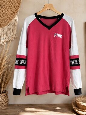 Pink‎ Victoria Secret Graphic Sweatshirt Size XS